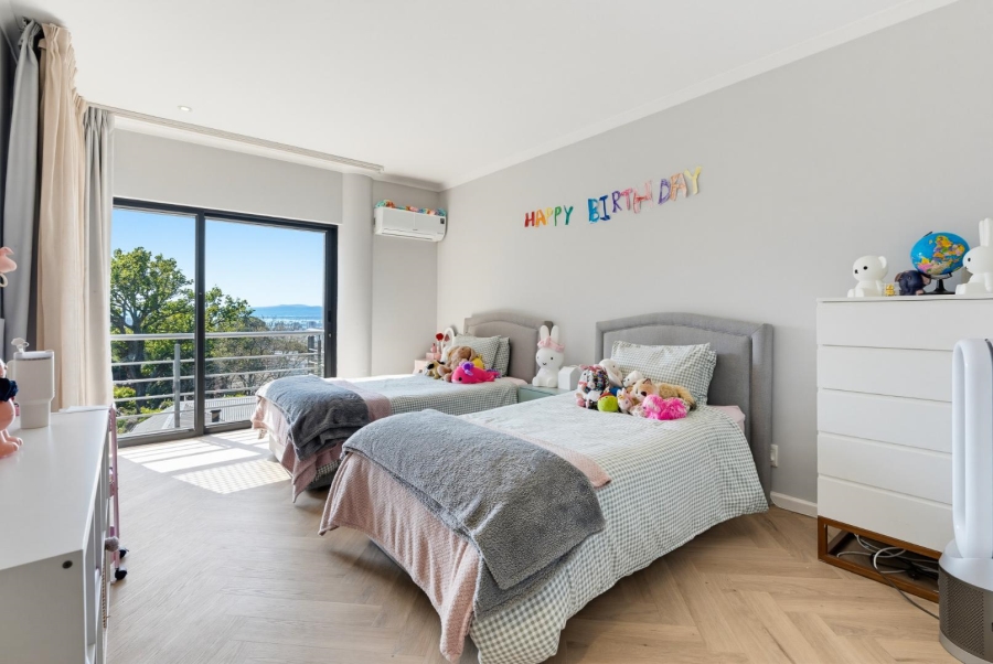 3 Bedroom Property for Sale in Higgovale Western Cape